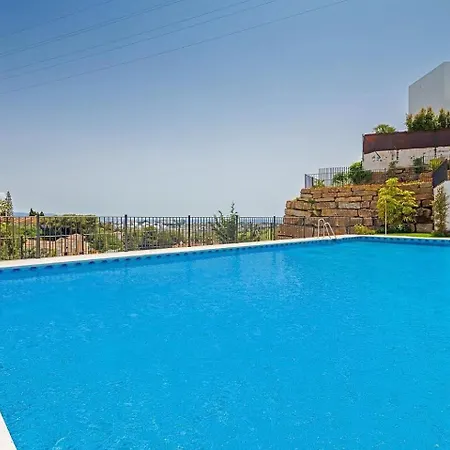 Sunny-paradise-getaway-spa-321 Apartment *